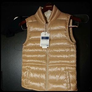 Uniqlo Ultra Light Down Puffer Nylon Beige Vest